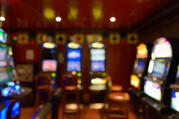Live dealer studio with multiple camera angles and multilingual interface at makelar33